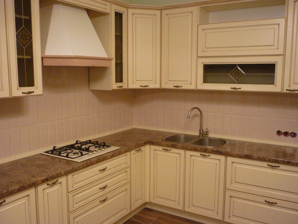 Белый кухонный гарнитур-Кухня из массива «Модель 242»-фото3