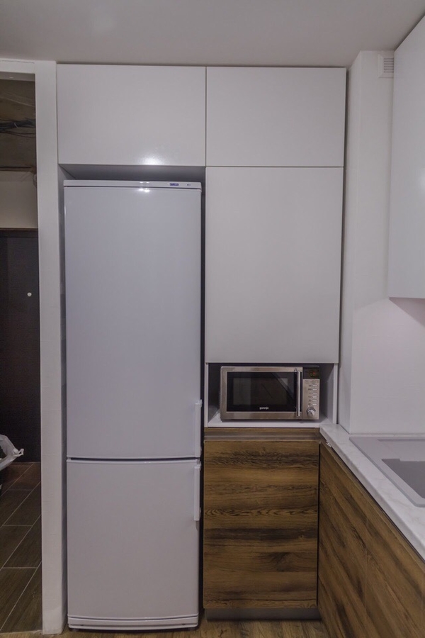 Белый кухонный гарнитур-Кухня из пластика «Модель 422»-фото3
