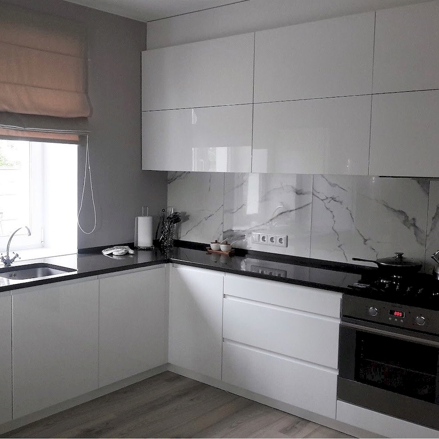 Белый кухонный гарнитур-Кухня МДФ в эмали «Модель 592»-фото1