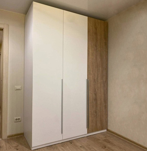 Распашные шкафы-Шкаф с распашными дверями на заказ «Модель 34»-фото2